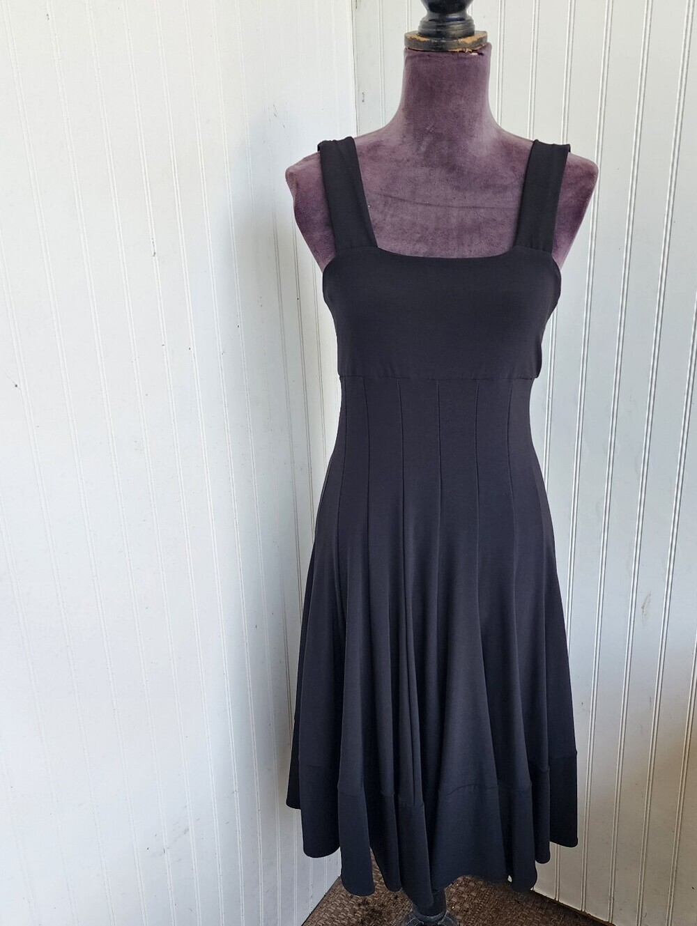 Fashque Studio Black Stretch Dress Sleeveless  Romantic Date Night Sexy Sz M